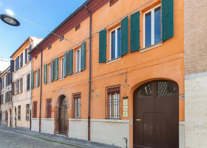 Palazzo 1500 - Dependence X2 - A Casa Di Enrico フェラーラ